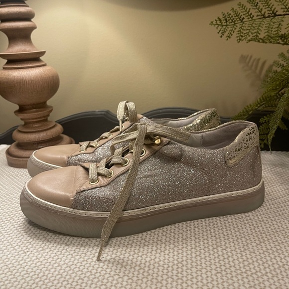 Johnston and Murphy Sneakers Champagne Glitter Fabric and Leather Size 7 - Picture 5 of 11